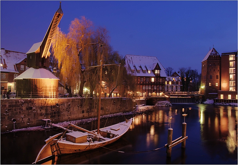 Lüneburg - der alte Kran im Winter