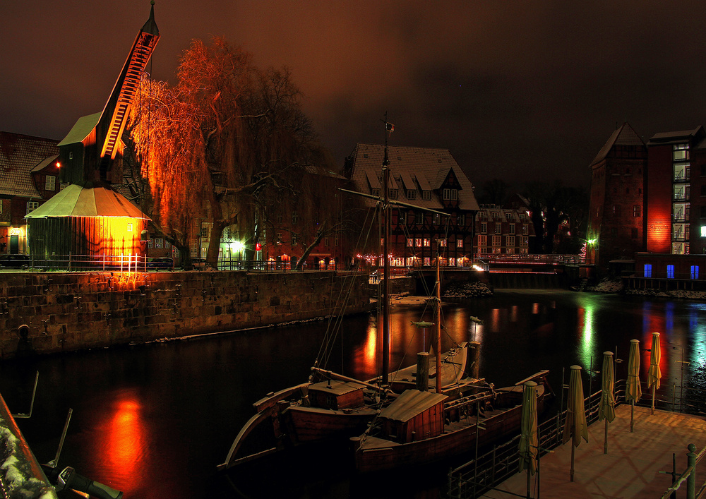 Lüneburger Hafen bei Nacht