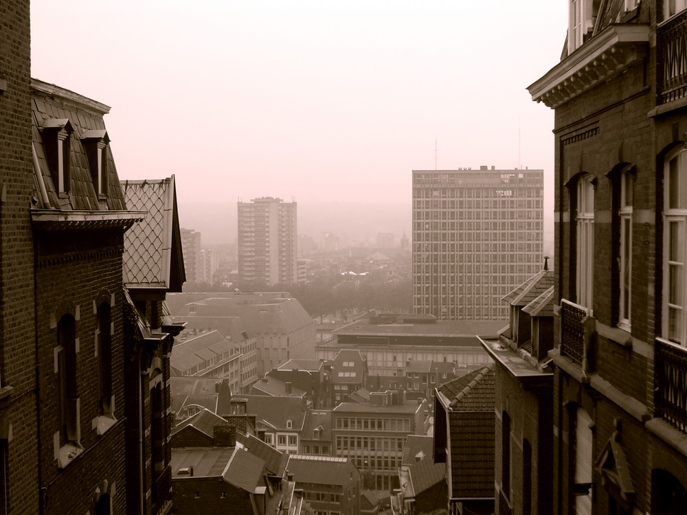 Lüttich Skyline von der Montagne de Bueren