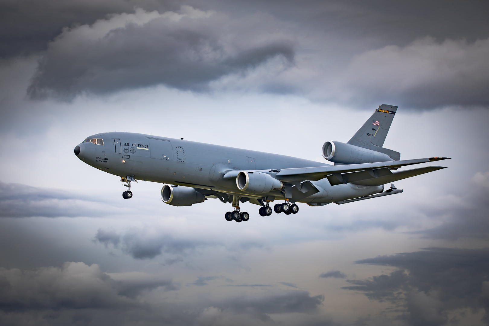 LuftTankstelle ;) Foto & Bild usa, flugzeug, flughafen Bilder auf