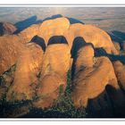 Luftaufnahme der Kata Tjuta / Olgas