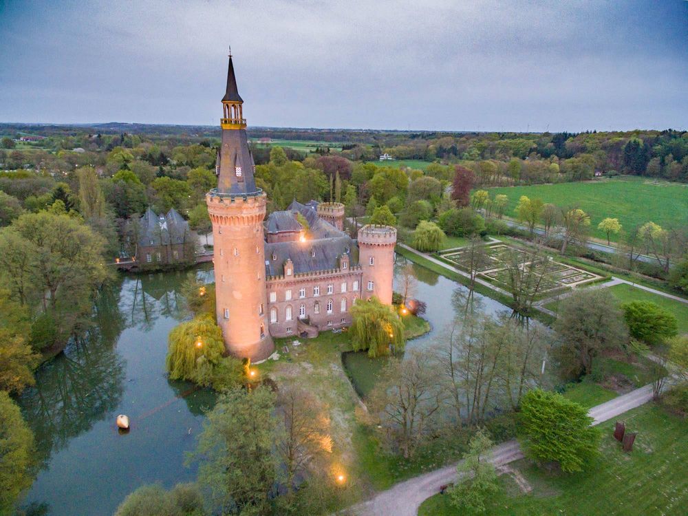 Luftaufnahme Schloss Moyland am Niederrhein