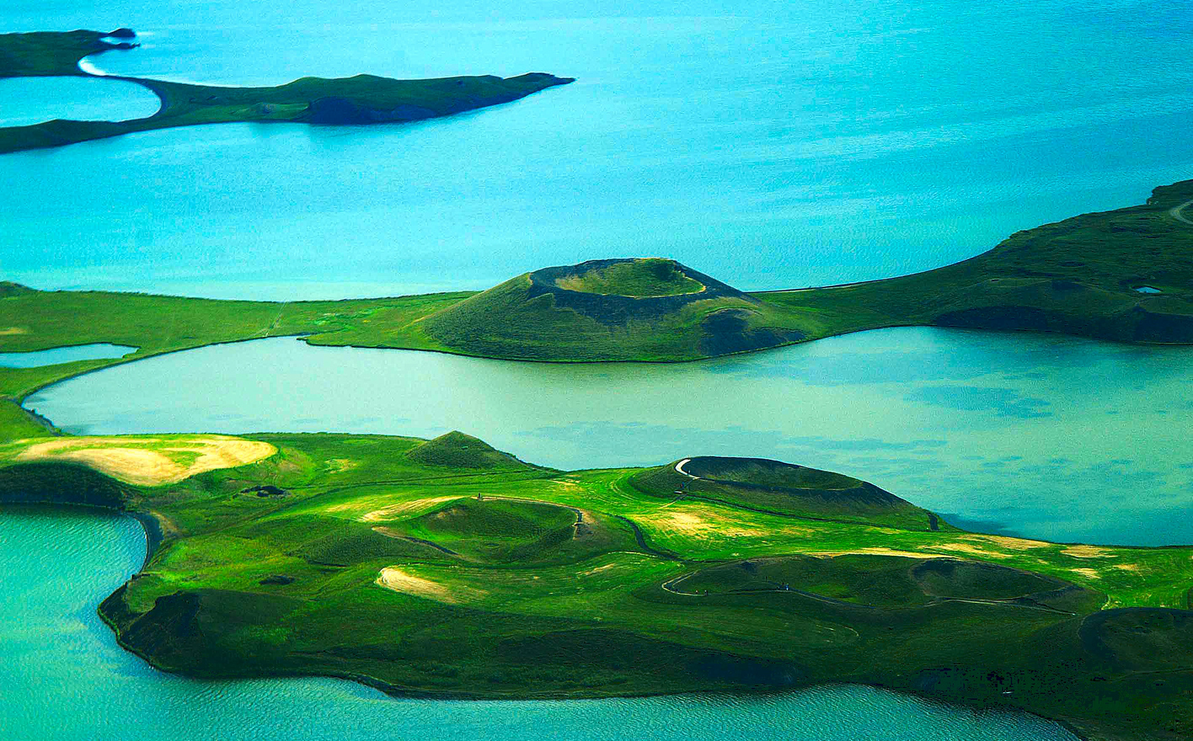 Luftaufnahme über dem  Myvatn in  Island