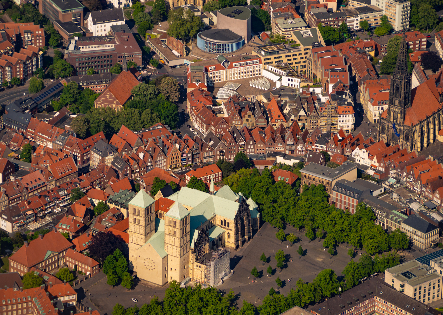 Luftbild der zauberhaften Altstadt von Münster