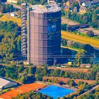 Luftbild vom Gasometer Oberhausen im Ruhrgebiet