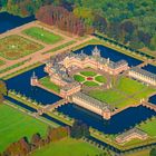 Luftbild vom Schloss Nordkirchen im Herbst