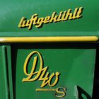 "Luftgekühlt" Schriftzug