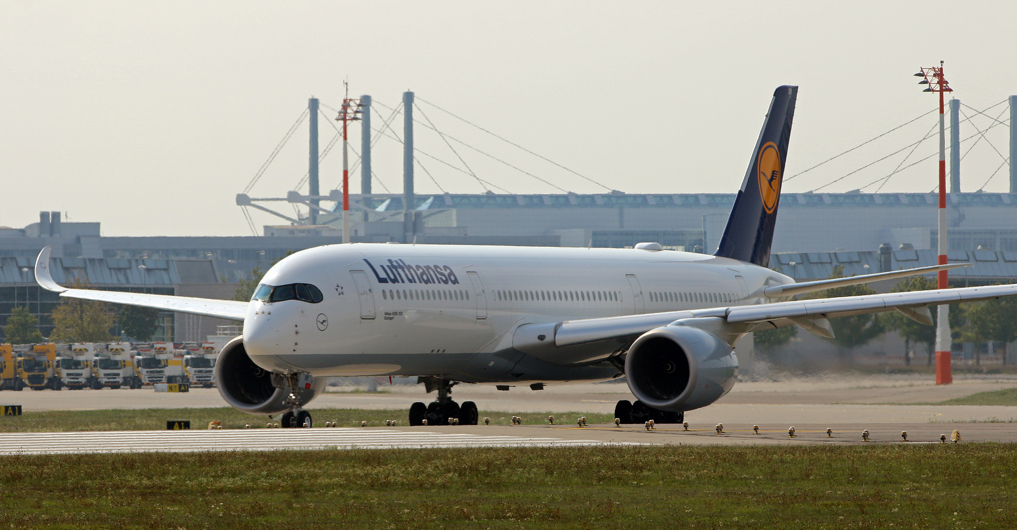 LUFTHANSA