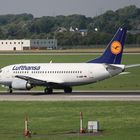 Lufthansa 737-500 beim Start in Düsseldorf.