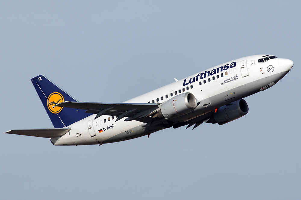 Lufthansa 737 Takeoff TXL