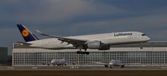 LUFTHANSA