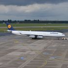 Lufthansa A340