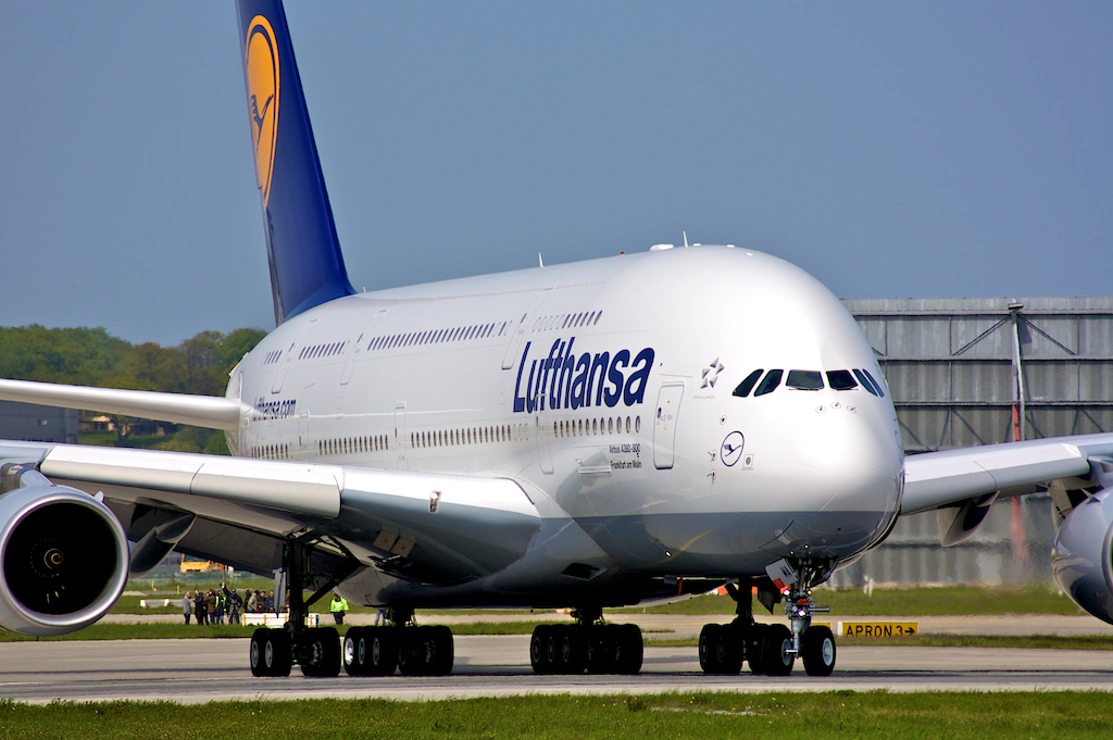 Lufthansa A380 - Lineup