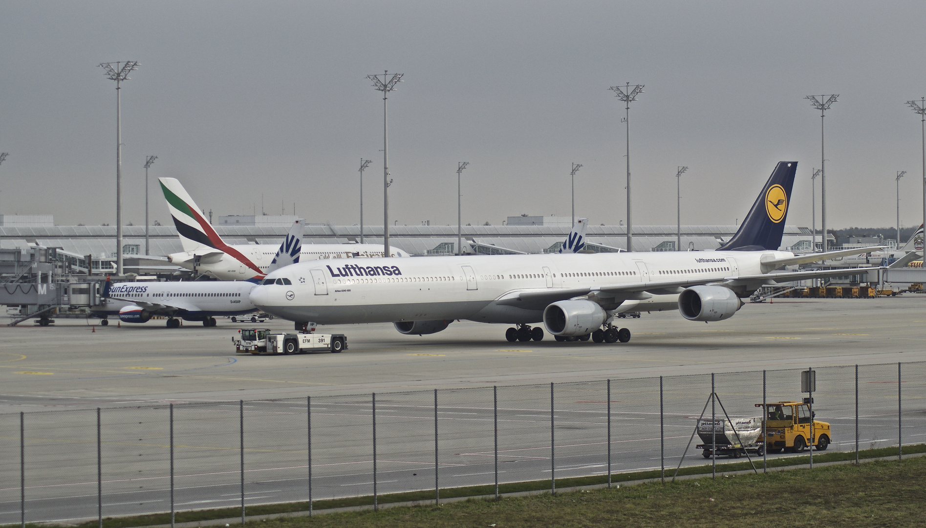 Lufthansa Airbus A-340-600