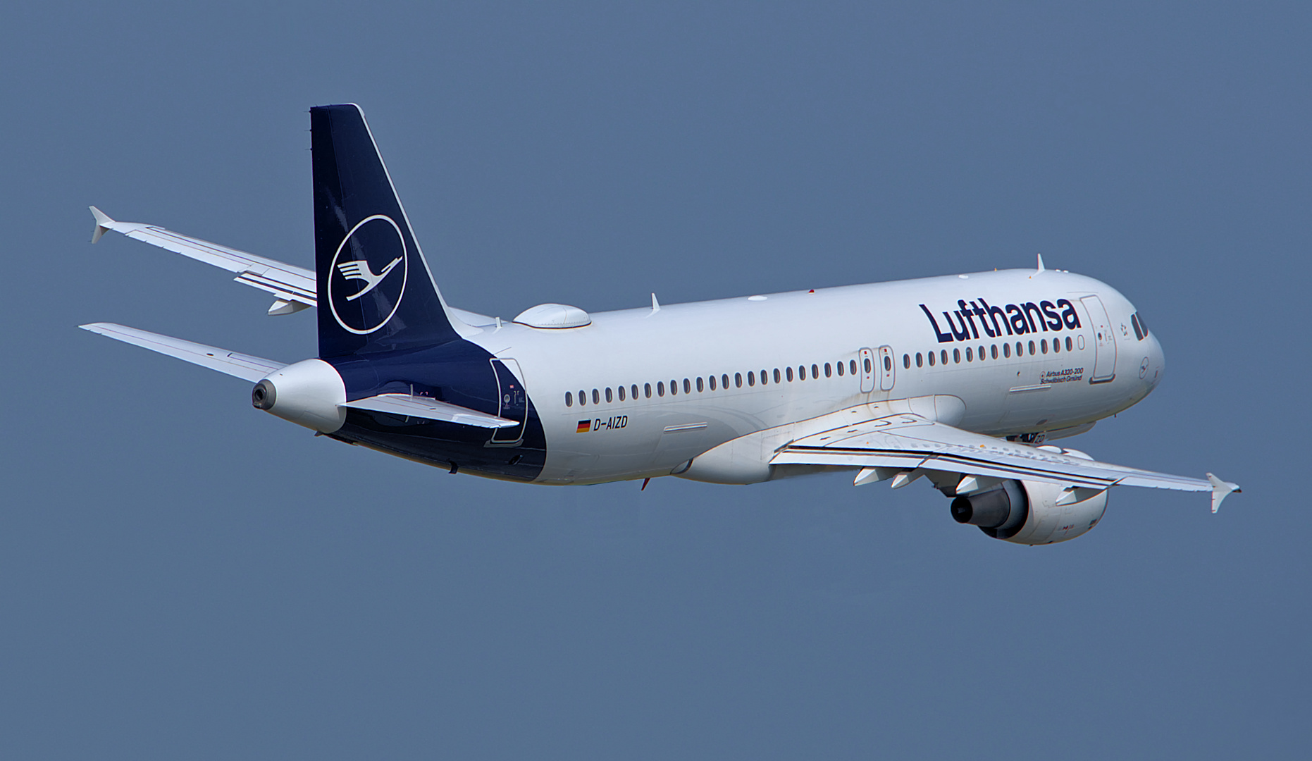 Lufthansa Airbus A320-214 