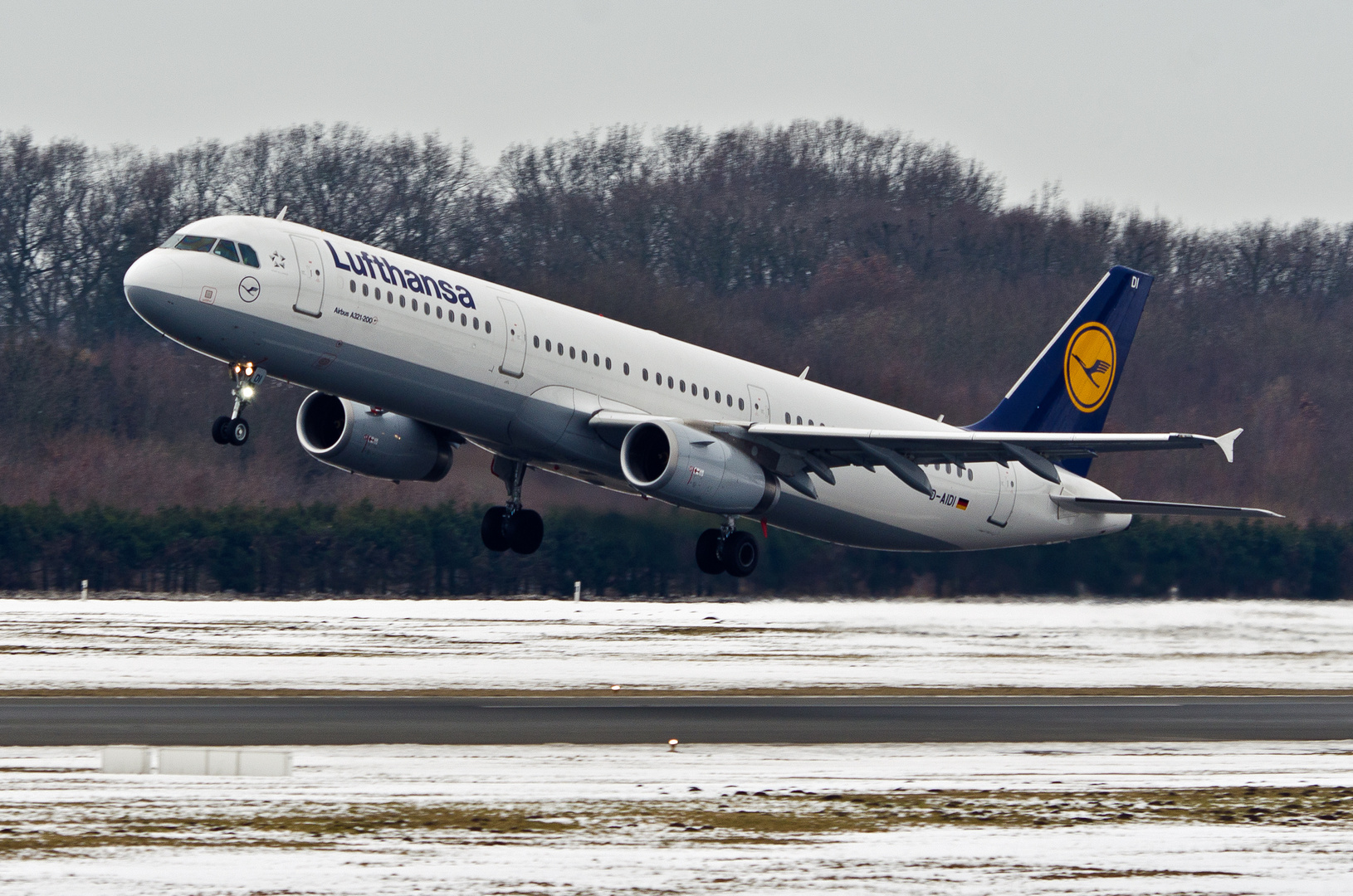 Lufthansa Airbus A321-231