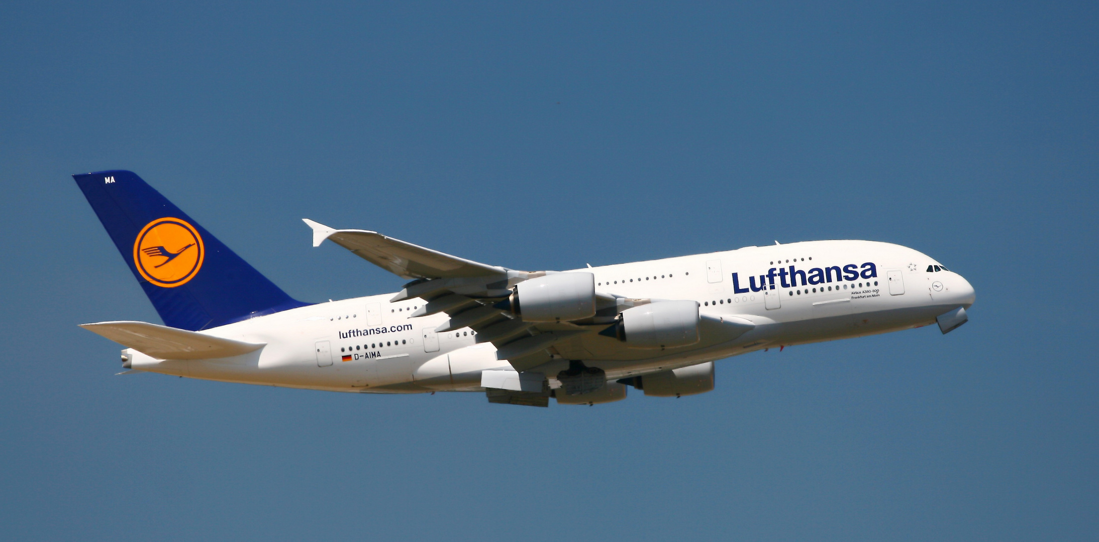 Lufthansa Airbus A380-841