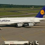 Lufthansa Airbus A380-841 D-AIMA #2
