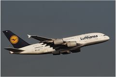 Lufthansa Airbus A380-841 (D-AIMD)
