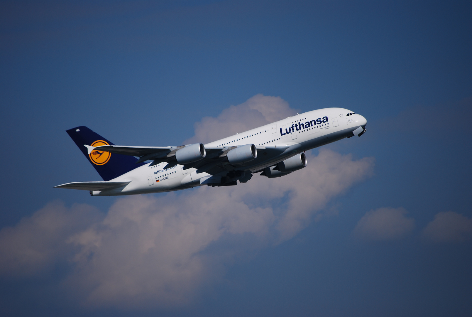 Lufthansa Airbus A380 D-AIMB