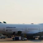 Lufthansa B747-430 in Toronto