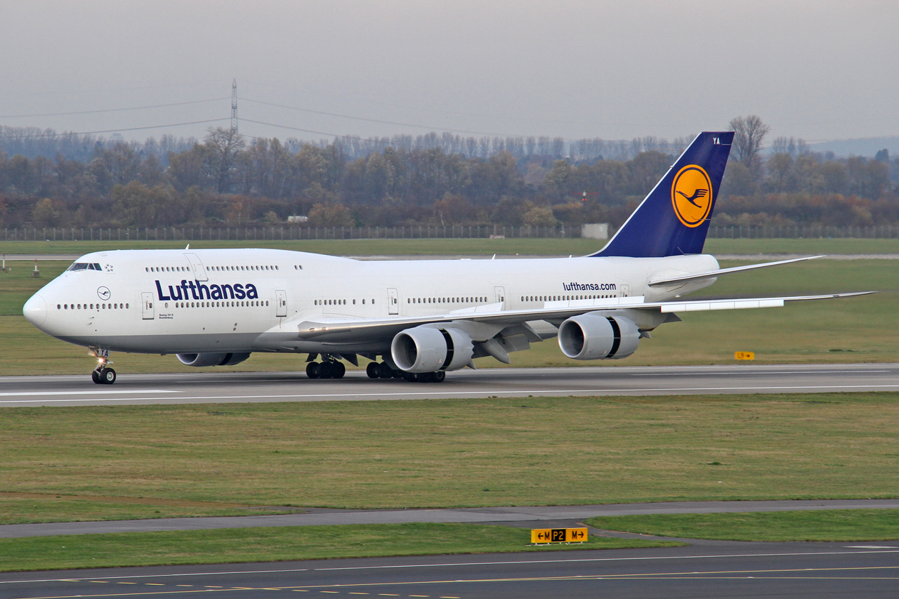 Lufthansa Boeing 747-830 D-ABYA "Brandenburg"