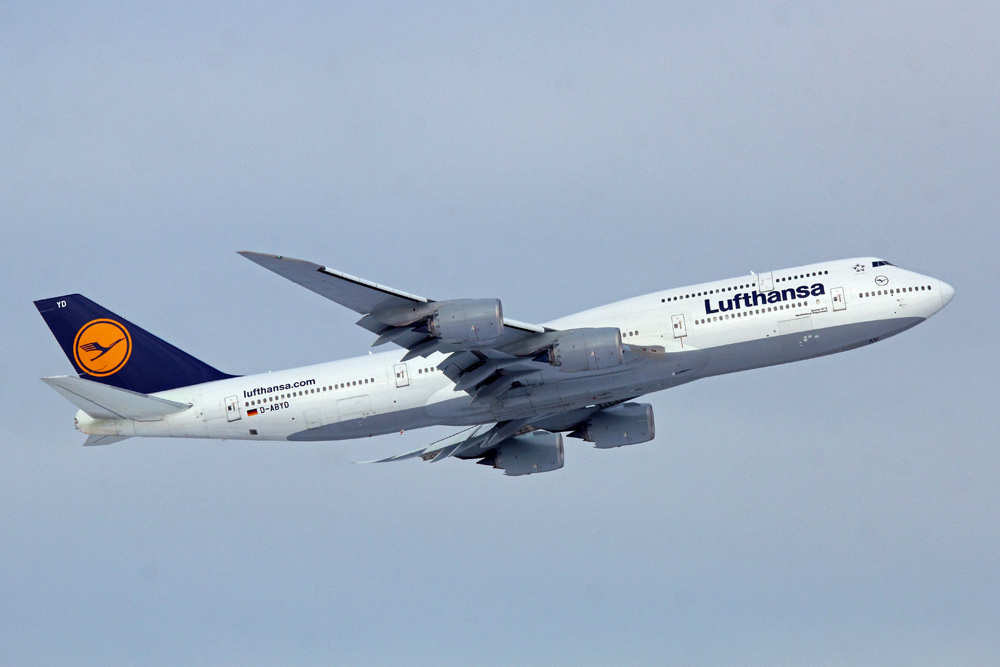 Lufthansa Boeing 747-8I