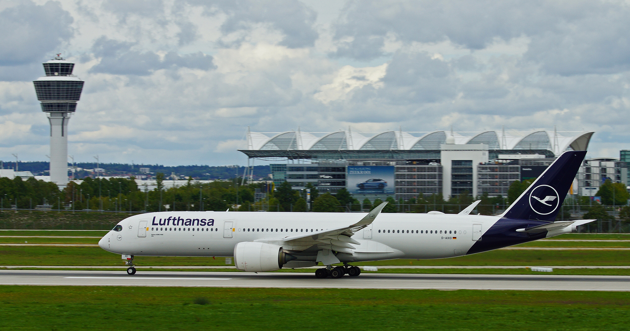 LUFTHANSA