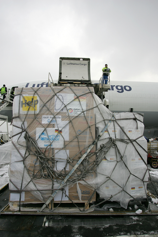 Lufthansa Cargo hilft