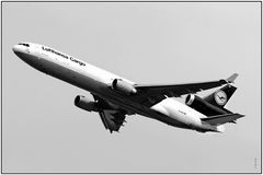 Lufthansa Cargo McDonnell Douglas MD-11F (D-ALCK)