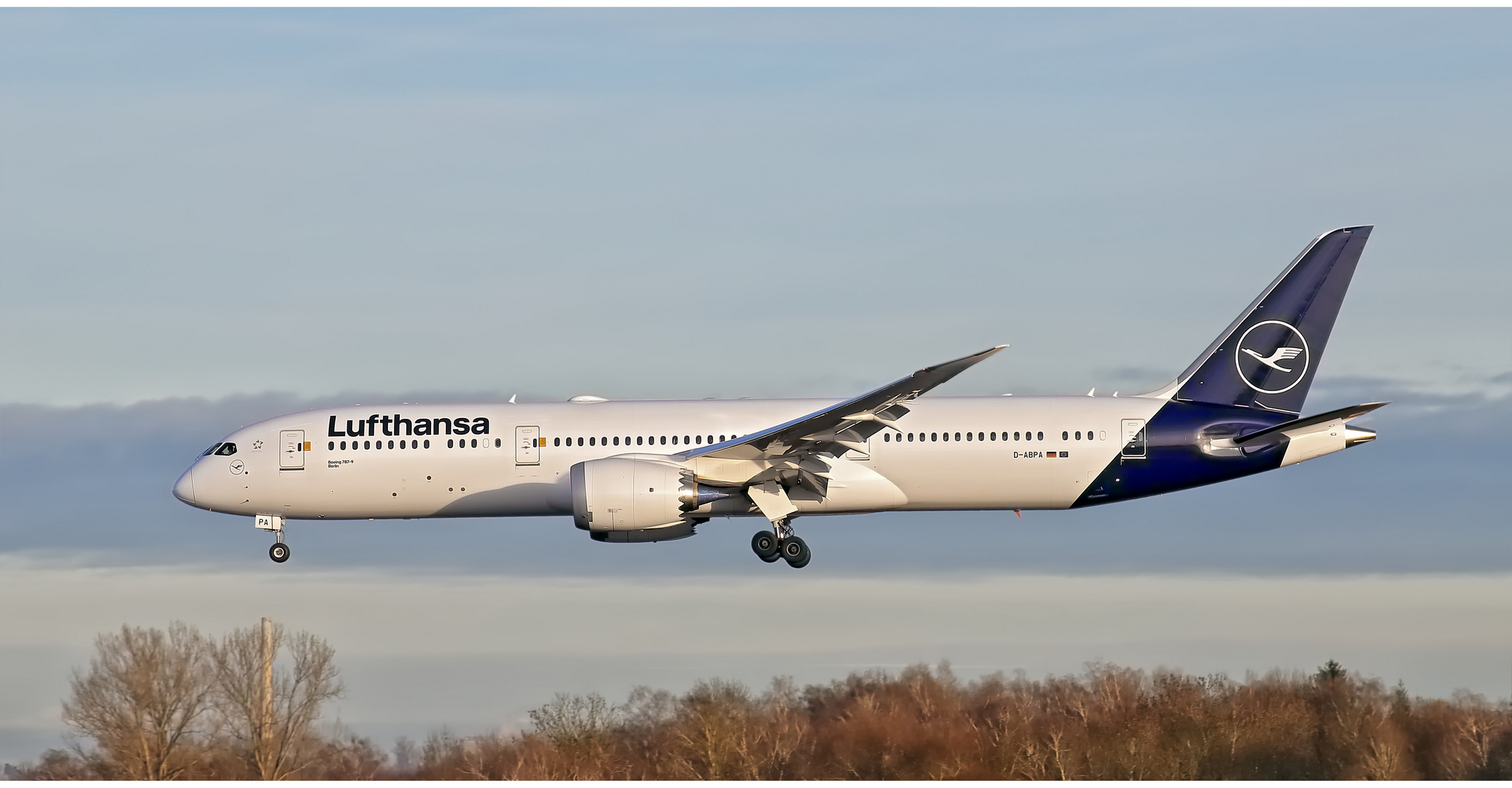 Lufthansa D - ABPA 