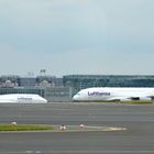 Lufthansa-Jumbo meets A380