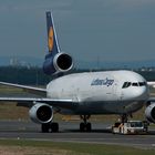 Lufthansa McDonnell Douglas MD 11-Freighter...