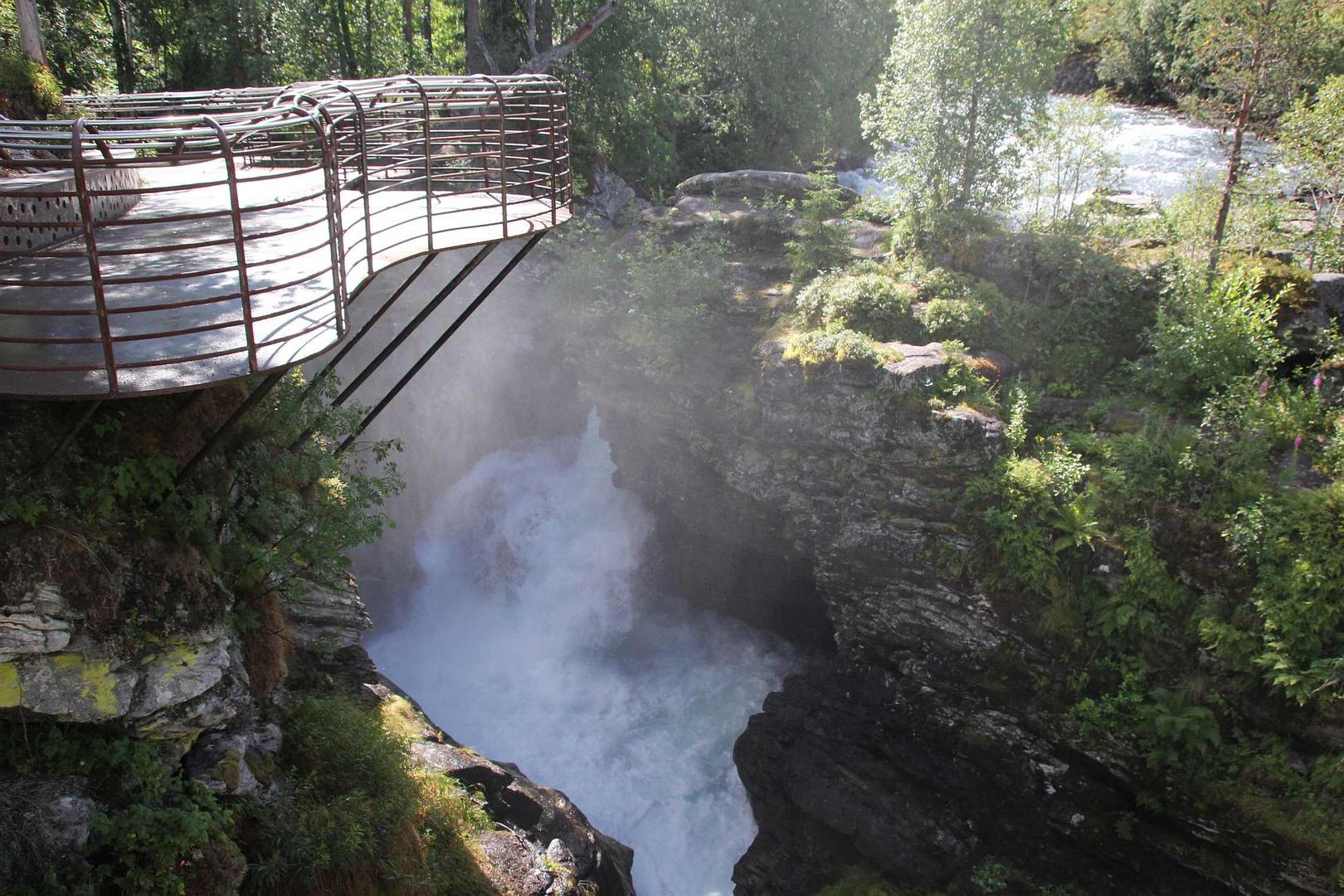 Luftige Aussicht über dem Gudbrandsjuvet... an der Zufahrt zum Trollstigen