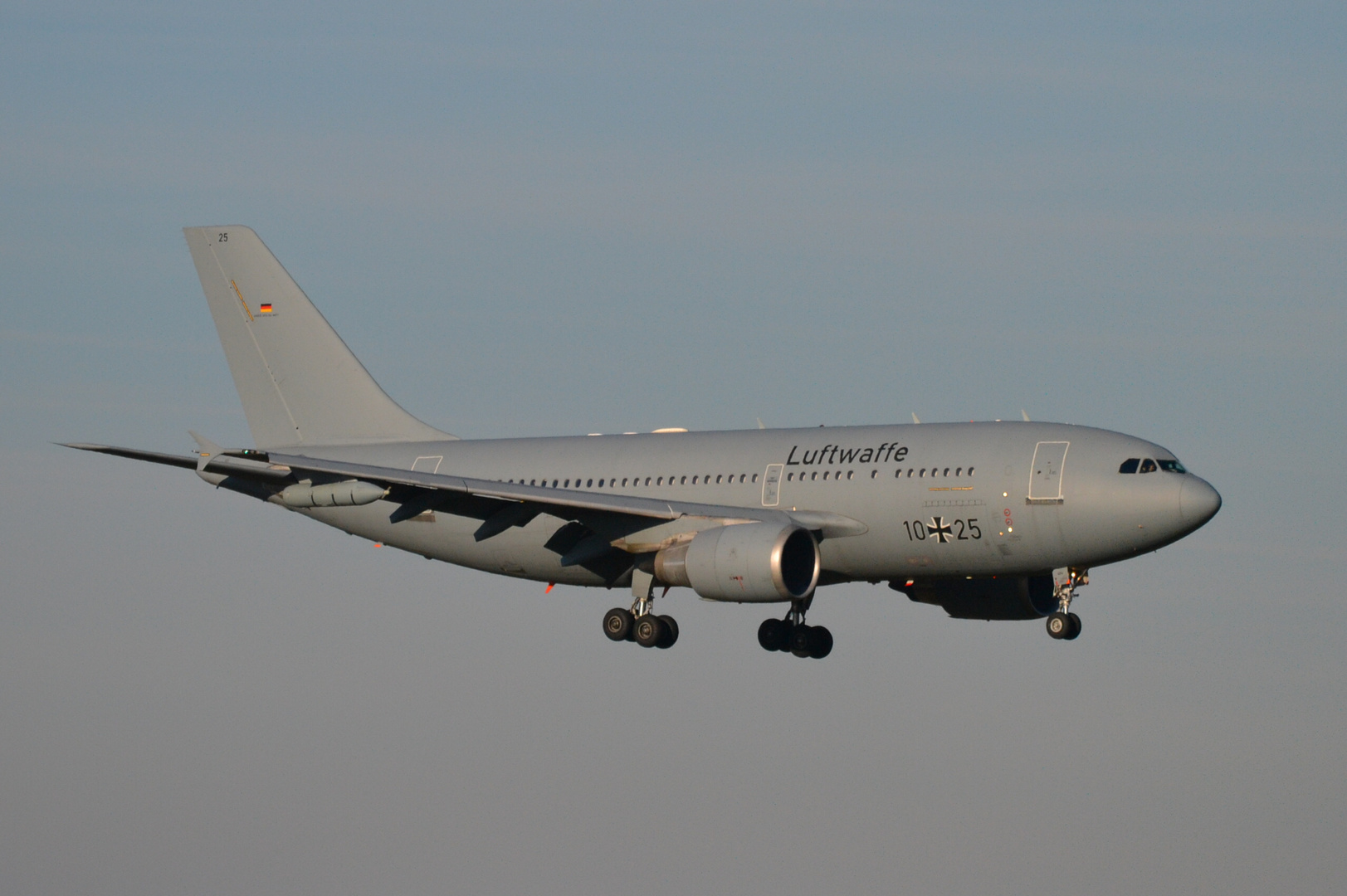 Luftwaffe A310 take-off at CGN