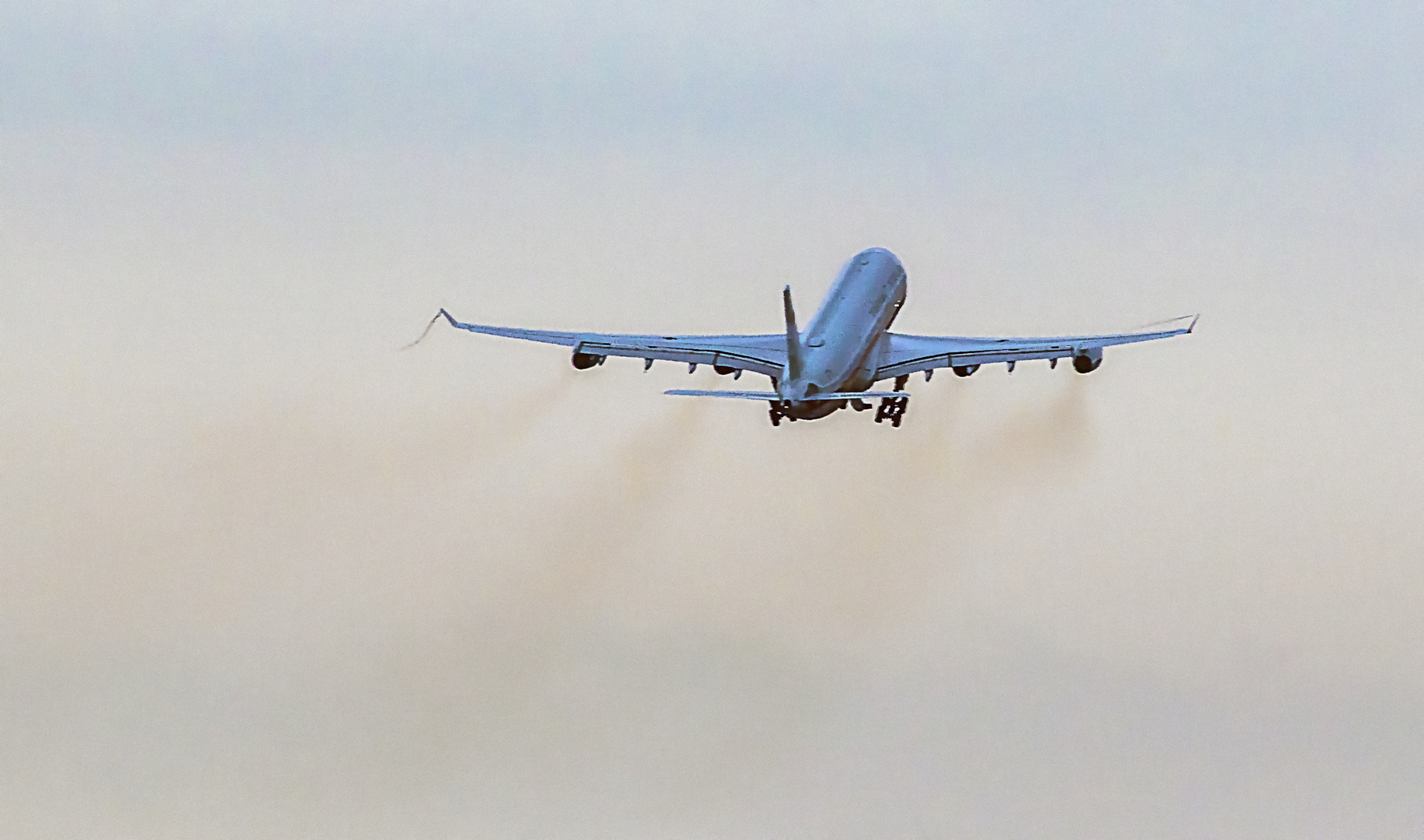 Luftwaffe - Flugbereitschaft AIRBUS A340-300 ..