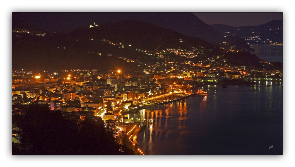 * Luino bei Nacht *