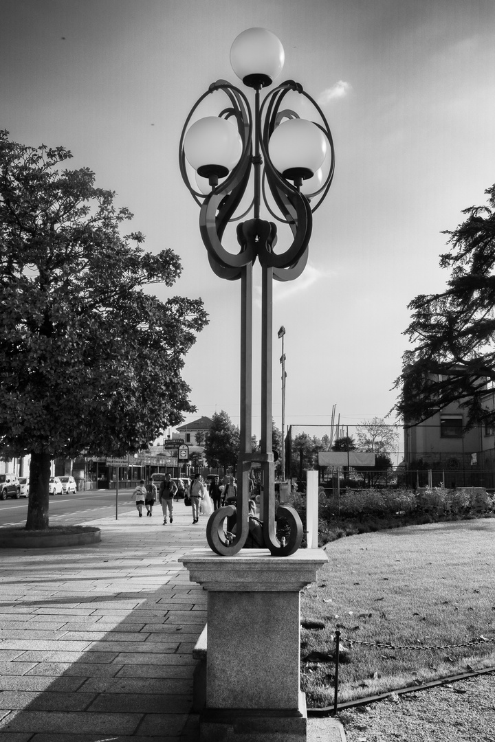 Luino, lungolago