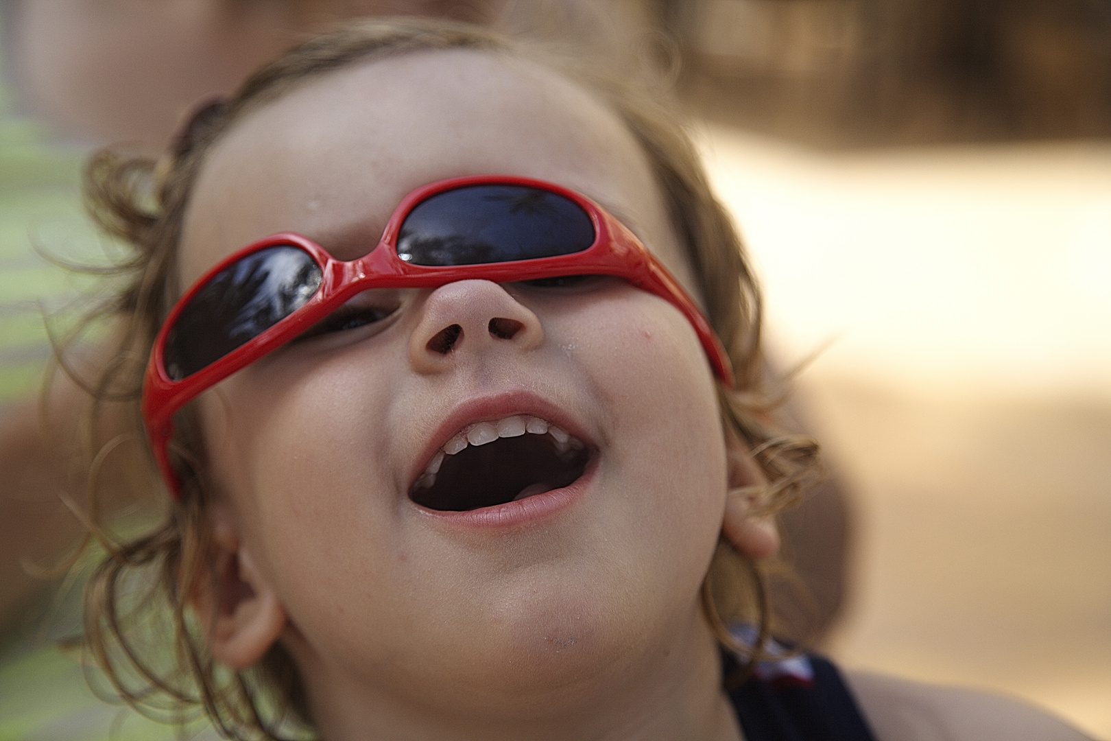 Luisa mit Sonnenbrille