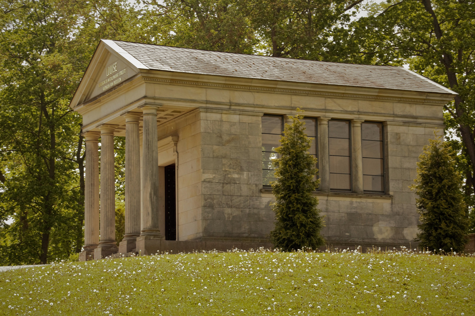 Luisentempel im Neustrelitzer Schlosspark