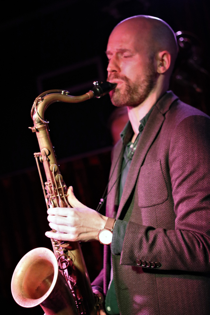 Lukas Pfeil sax c75d-10-col +Fotos +ConcertnewsJuni23