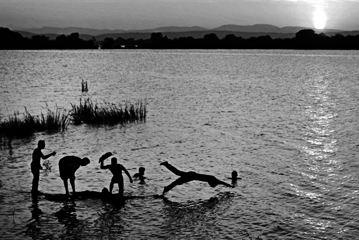 L'ULTIMO TUFFO