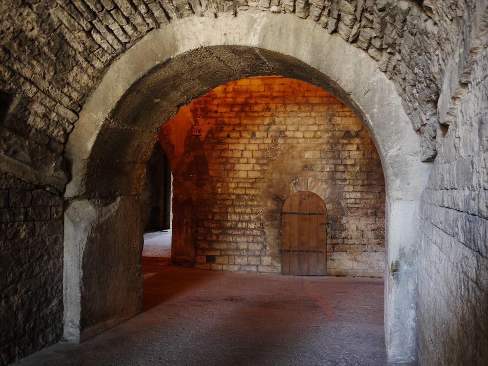 Lumière dans les arènes de Nîmes