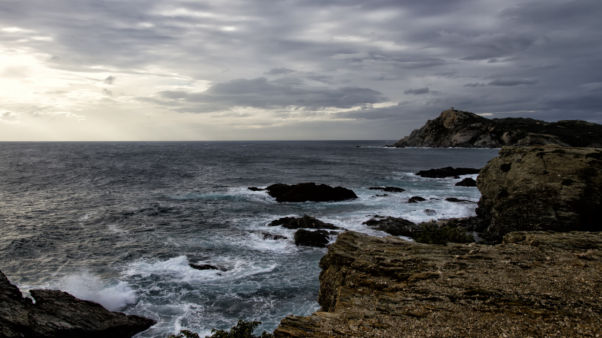 Lumière d'hiver sur la Méditerranée