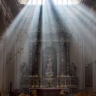 Lumière divine dans la cathédrale de Dubrovnik.