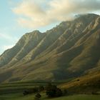 Lumière rasante du soleil couchant sur la chaine montagneuse de Langeberg