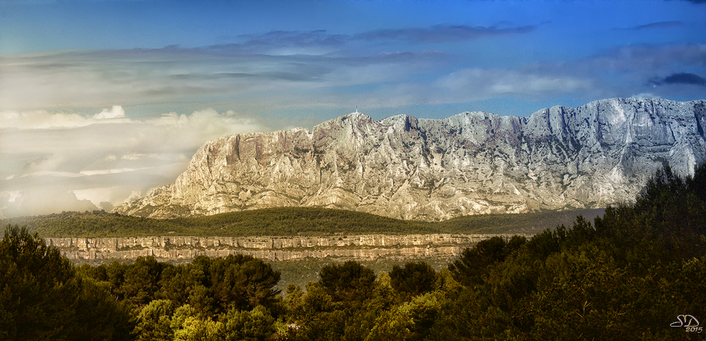 Lumière sur Sainte Victoire