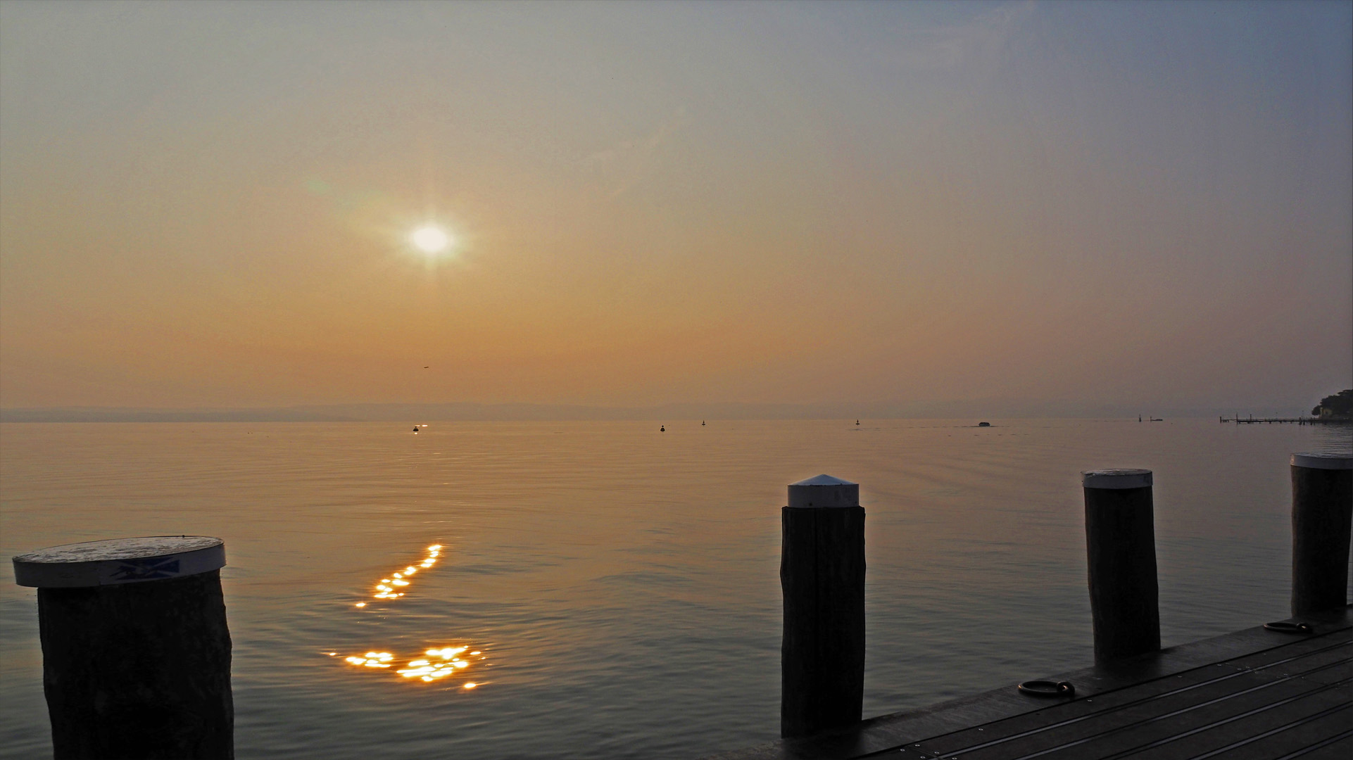 Lumière vespérale sur le Lac de Garde