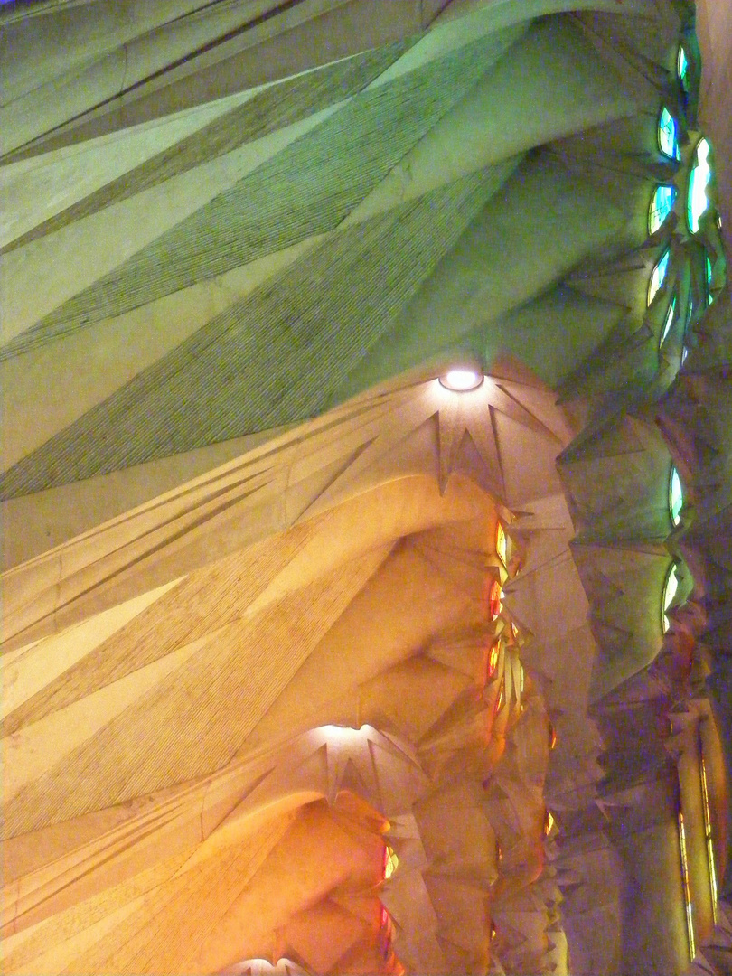 Lumières dans la Sagrada Familia Barcelone