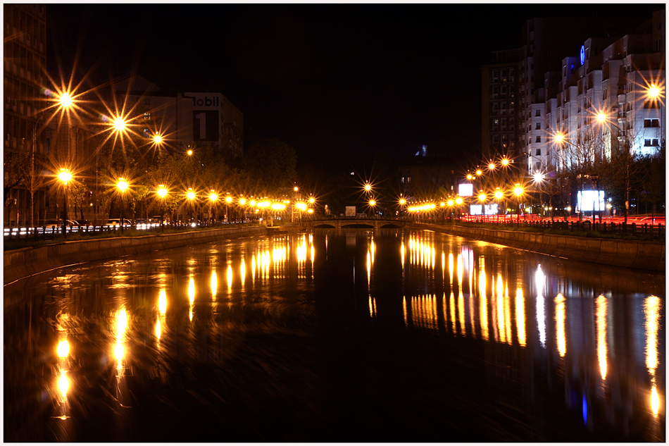 Lumières de la ville (Bucharest)